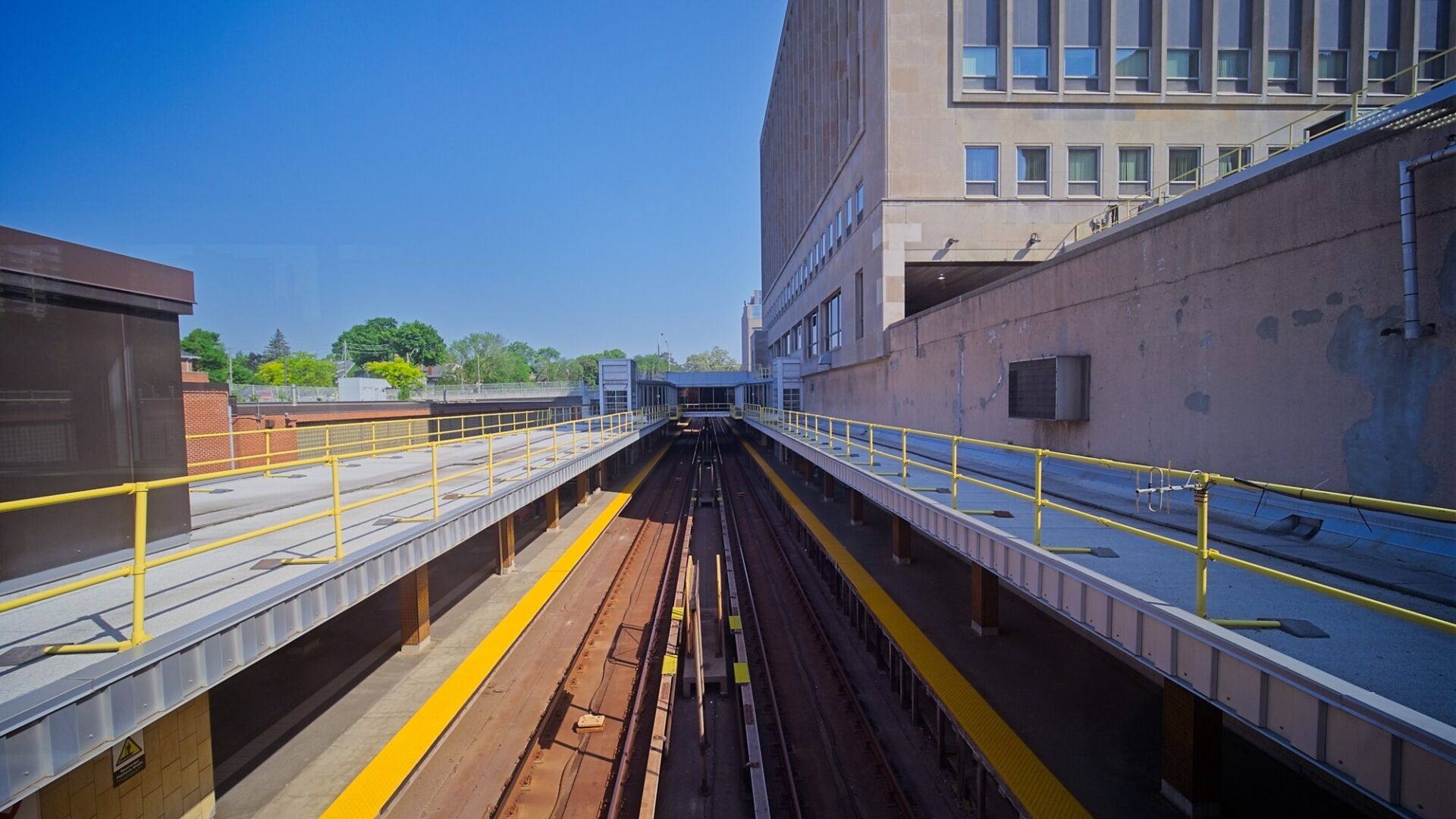 Davisville 009