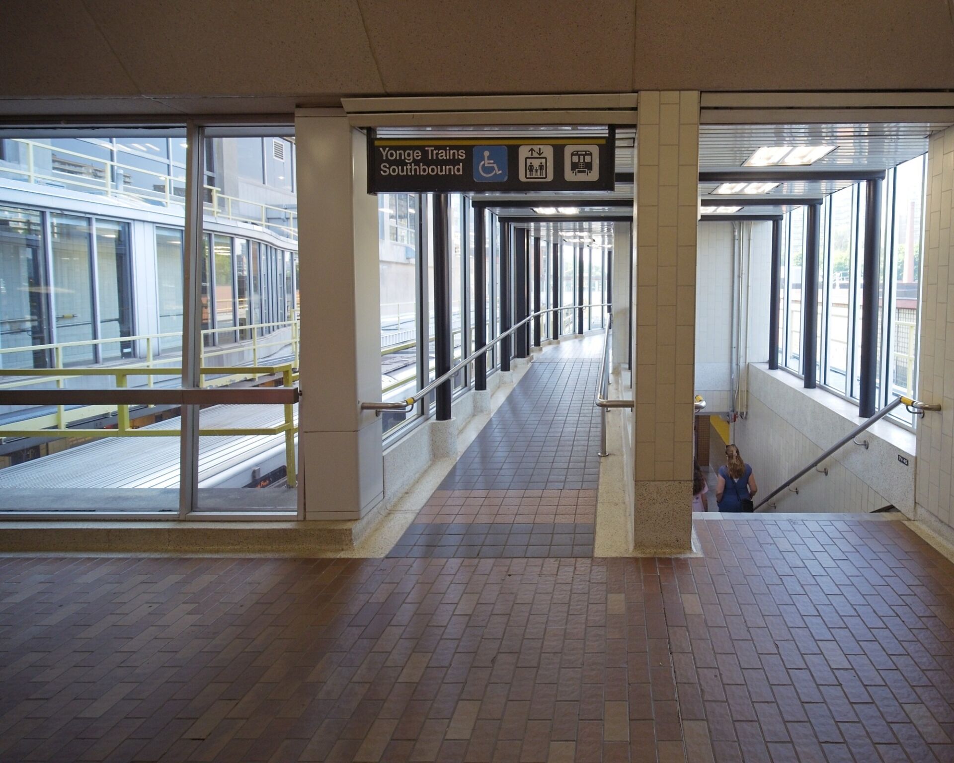 Davisville 017