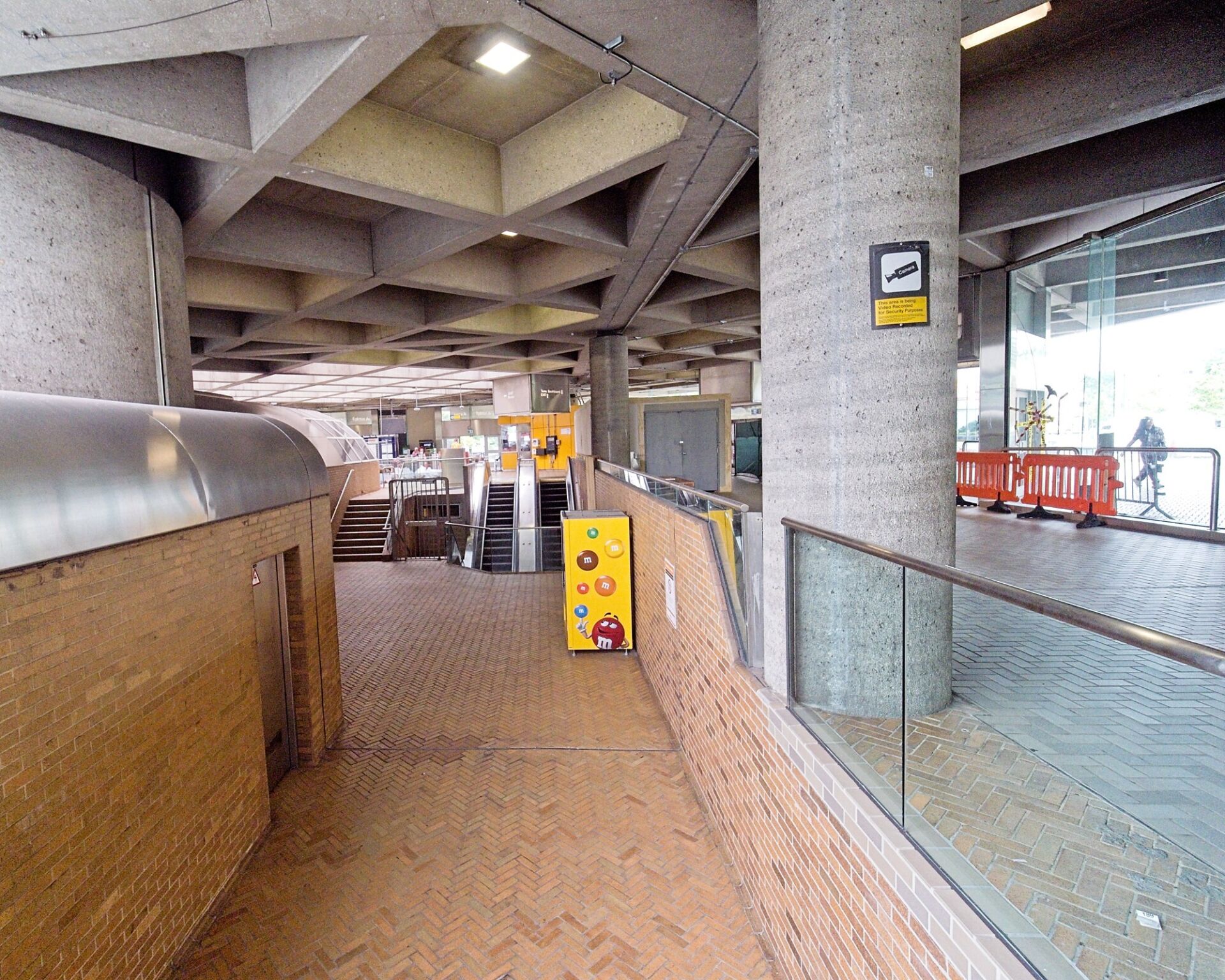 Eglinton West 007