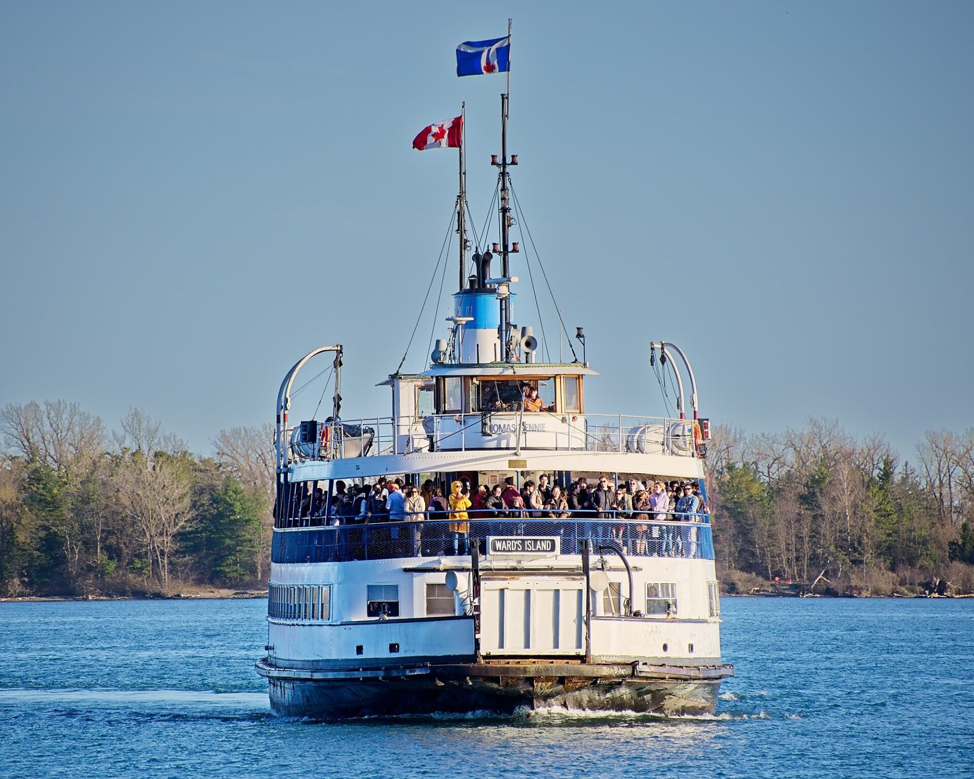 Ferry approaching the Toronto Terminal