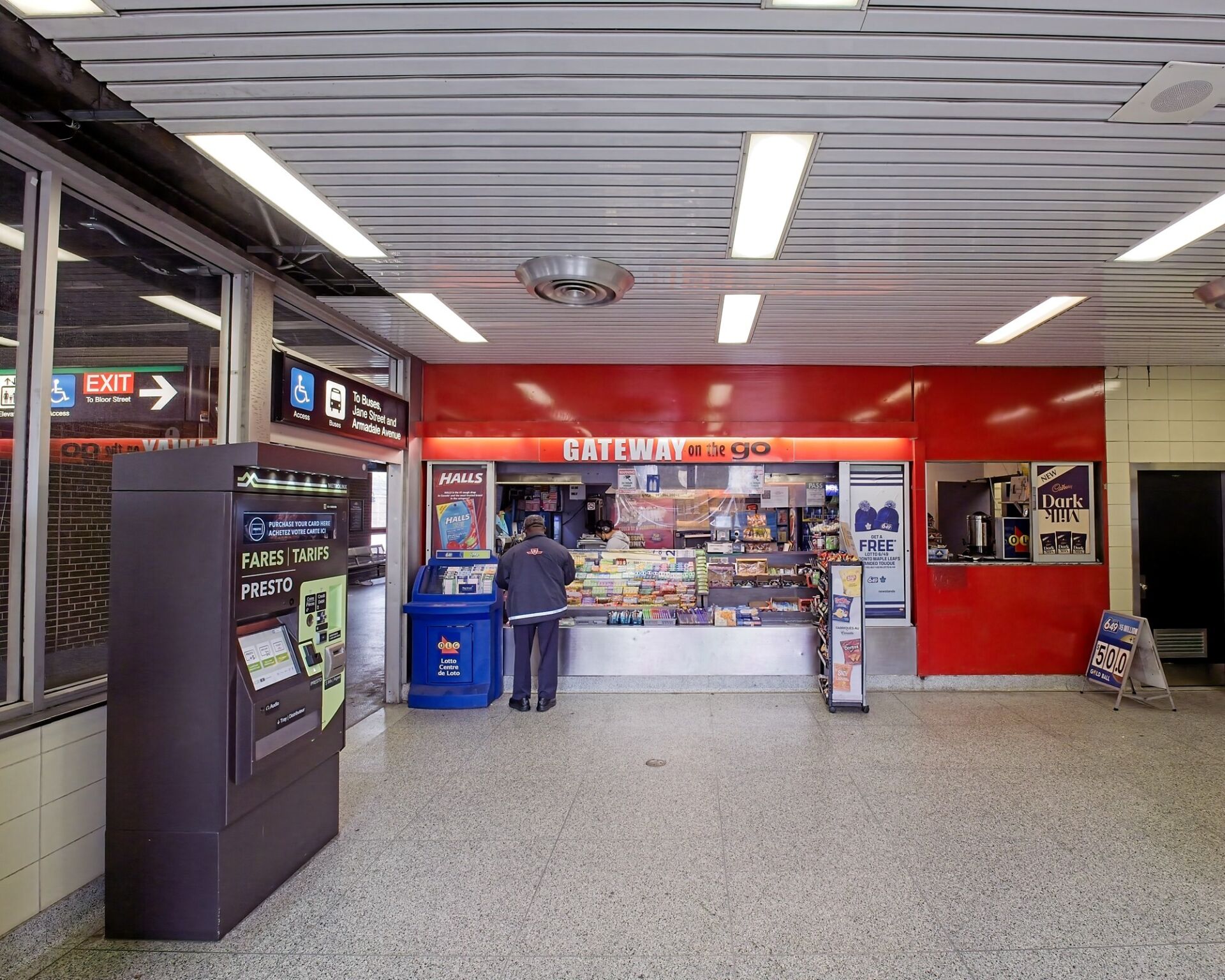 Gateway Convenience store in the station
