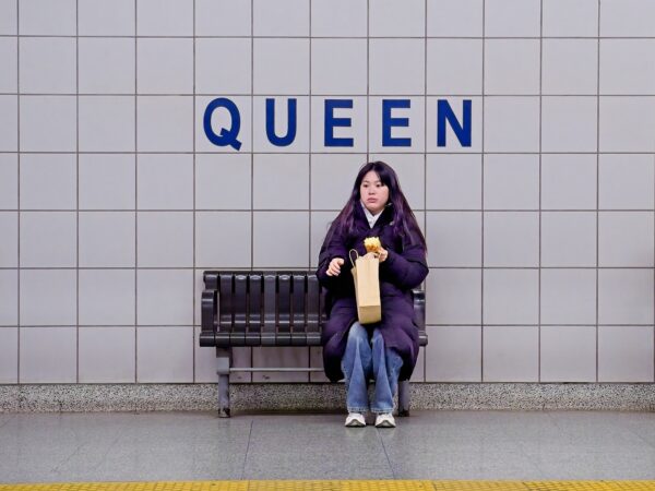 Queen 002