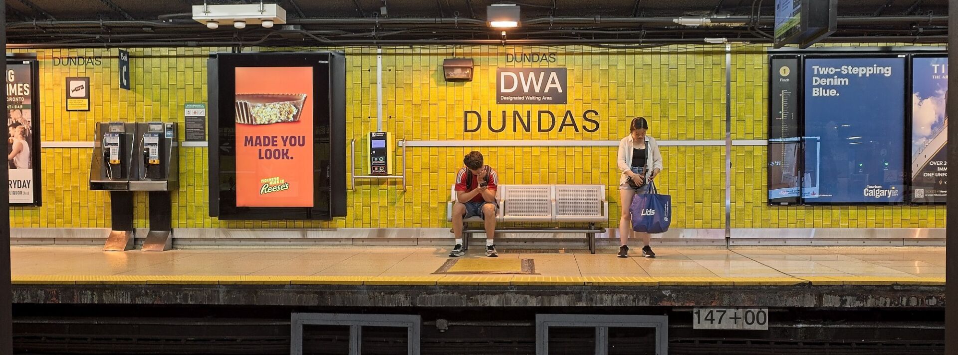 Waiting at track level