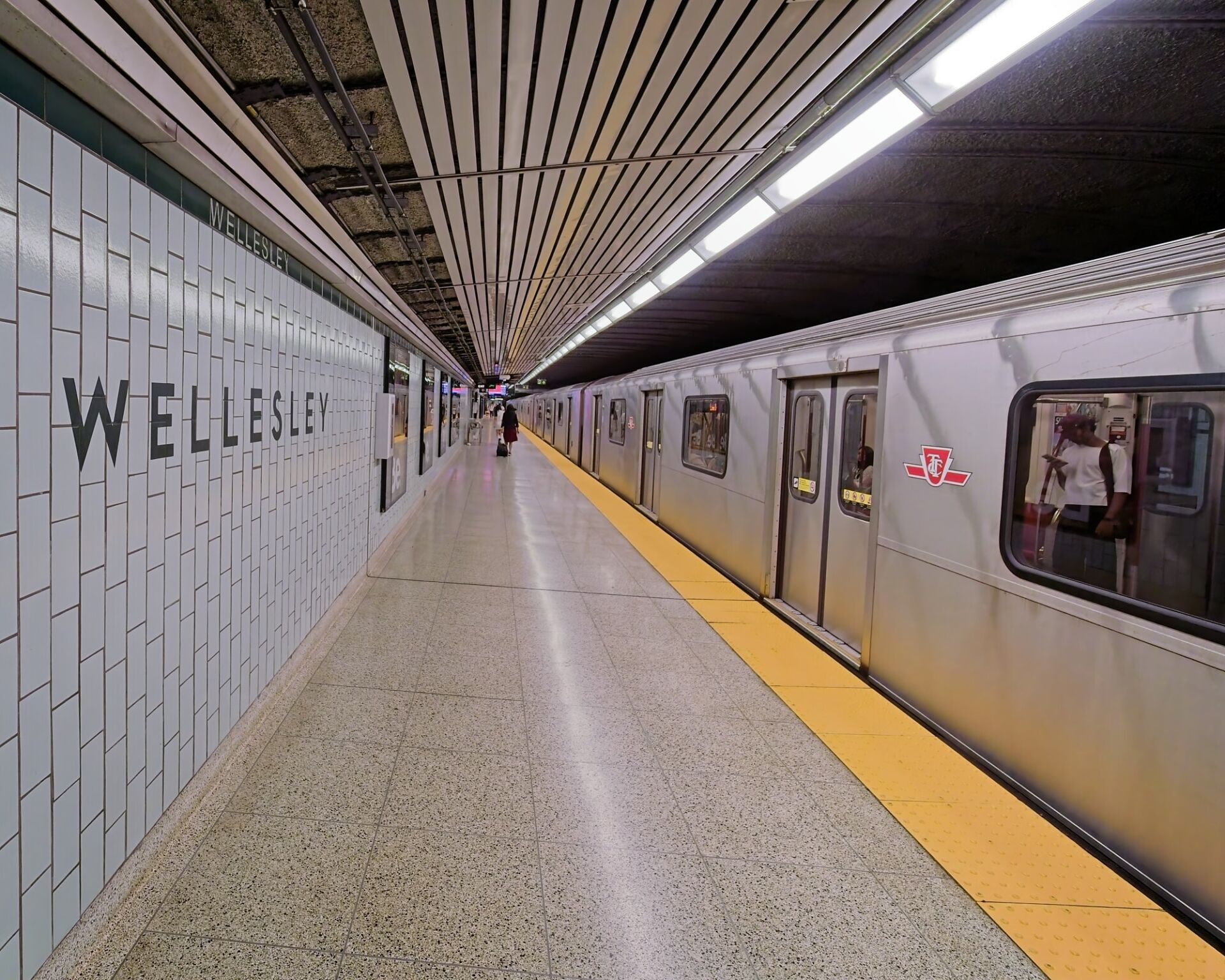 Wellesley 001